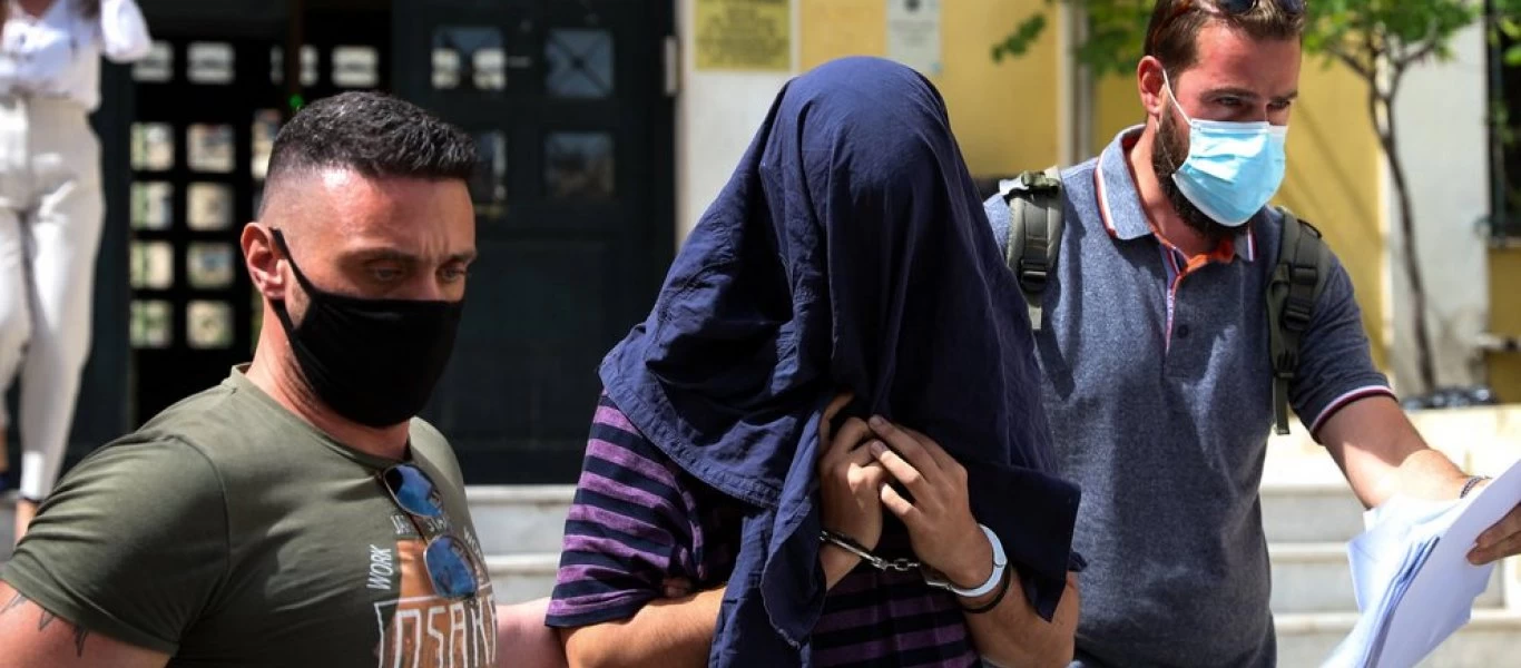 Σεξουαλική παρενόχληση στη Νέα Σμύρνη: Στην Ευελπίδων ο 22χρονος - Θα καθοριστούν οι κατηγορίες που τον βαραίνουν